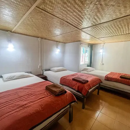 Lux Guesthouse-2